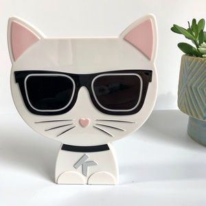 New Karl Lagerfeld eyeshadow palette